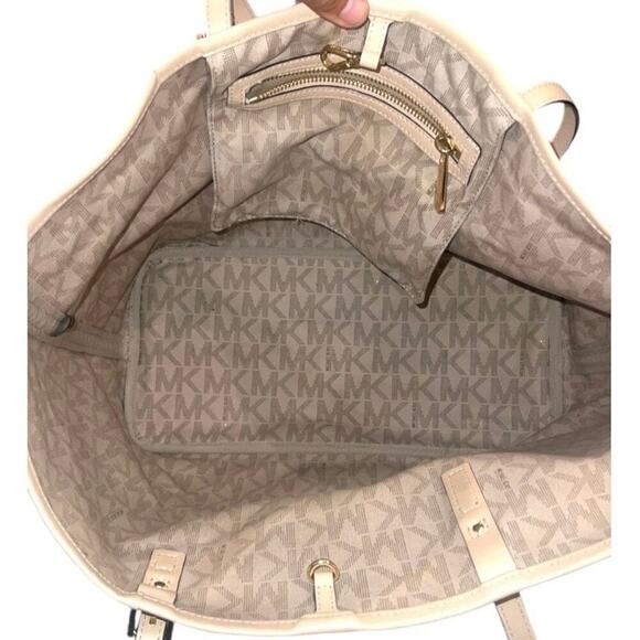 Michael Kors White and Tan Tote Bag - Picture 6 of 8